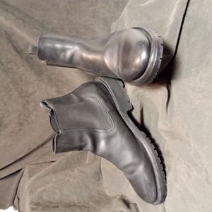 Thursday Boot Co. Women's Black Matte Legend ~ Size 8.5